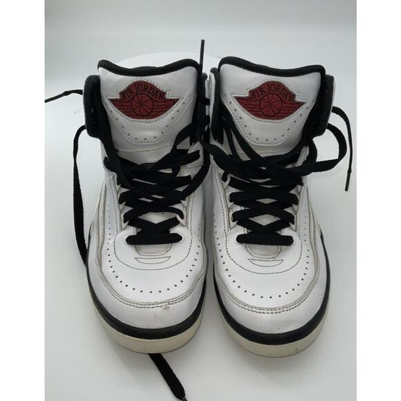 Air Jordan 2 Retro GS 'Chicago' (Size 7Y) - Picture 2 of 7